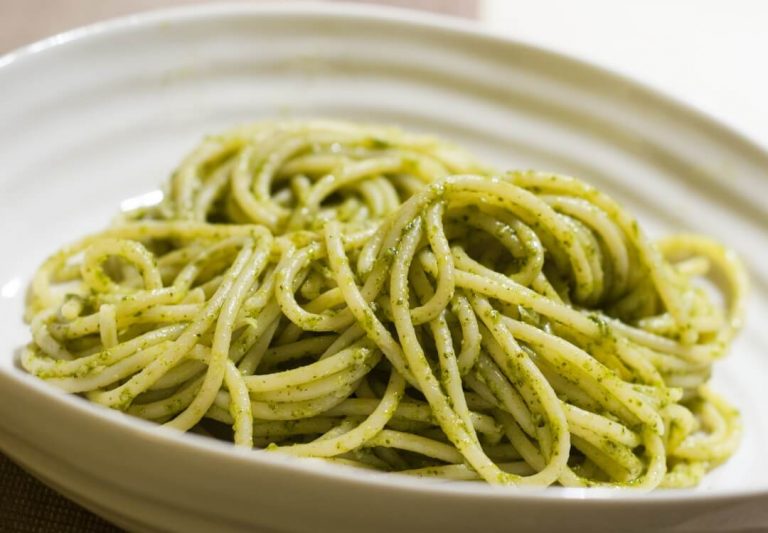 pesto-pasta-mito-123849-768x533 Foto promocional de espaghetti con pesto